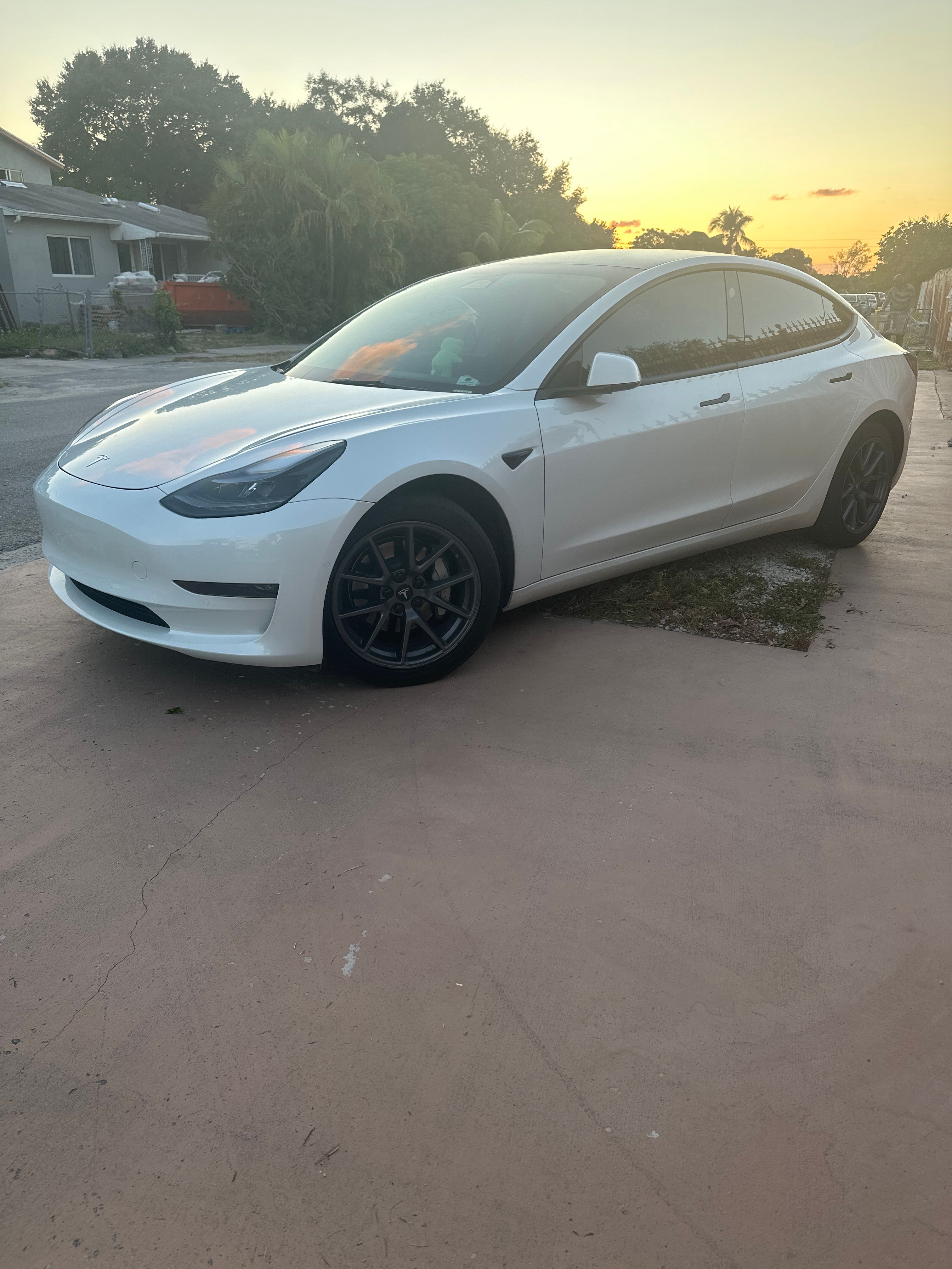 Used 2022 Tesla Model 3 Long Range AWD/4WD image 6