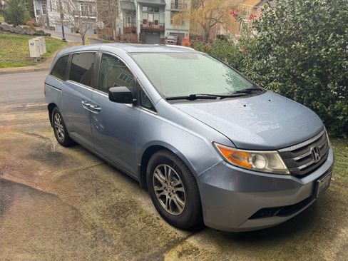 Used 2013 Honda Odyssey EX-L image 1