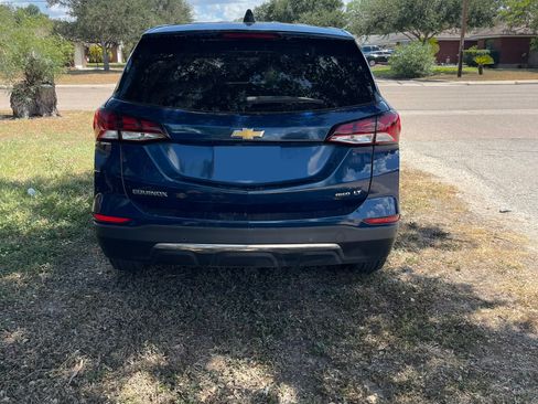 Used 2022 Chevrolet Equinox LT AWD/4WD image 2