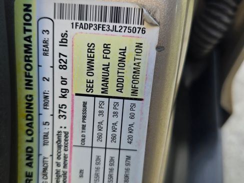 Used 2018 Ford Focus SE image 22