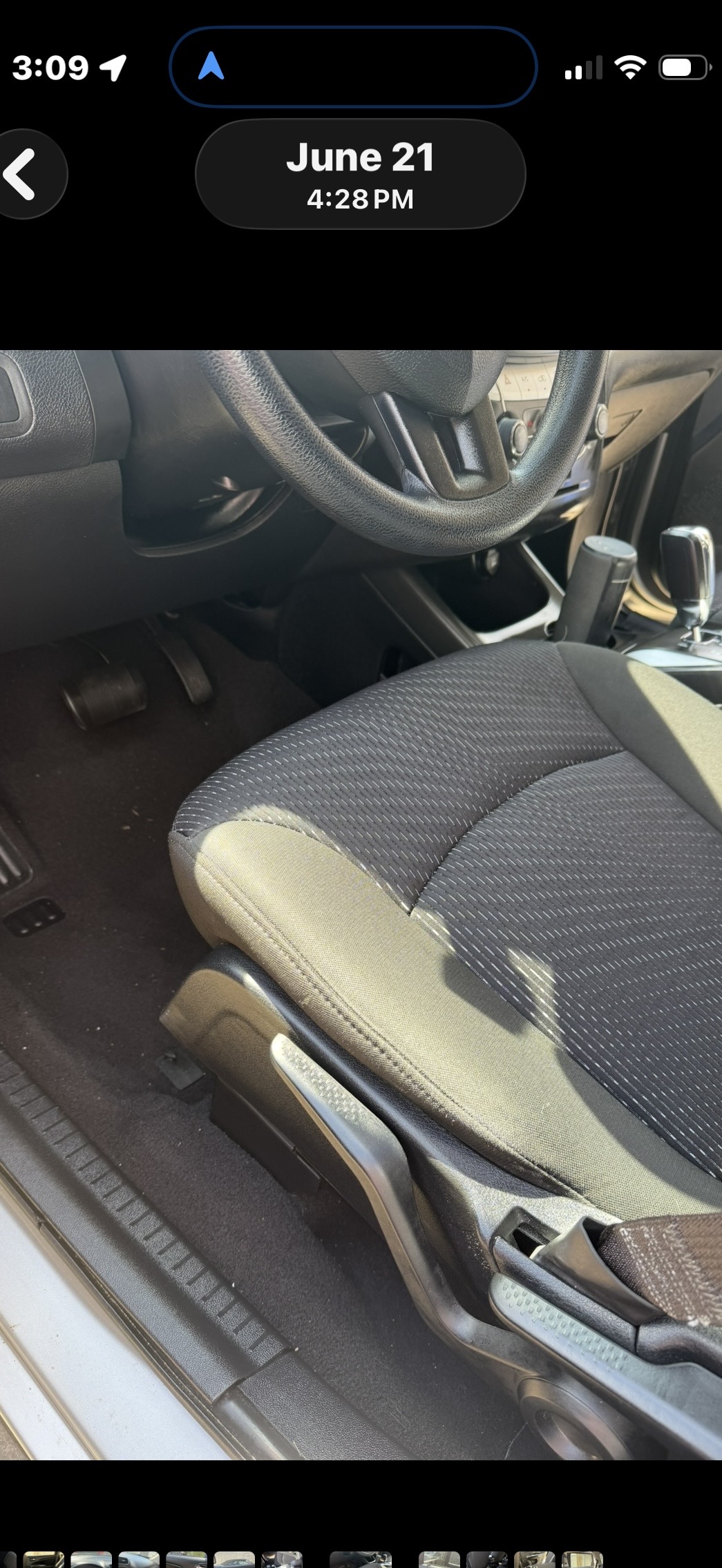 Used 2019 Dodge Journey SE FWD image 9