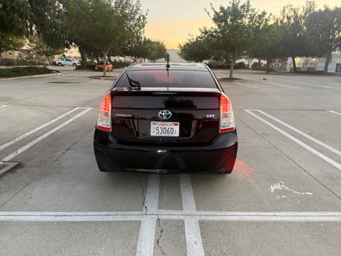 Used 2011 Toyota Prius Two image 8