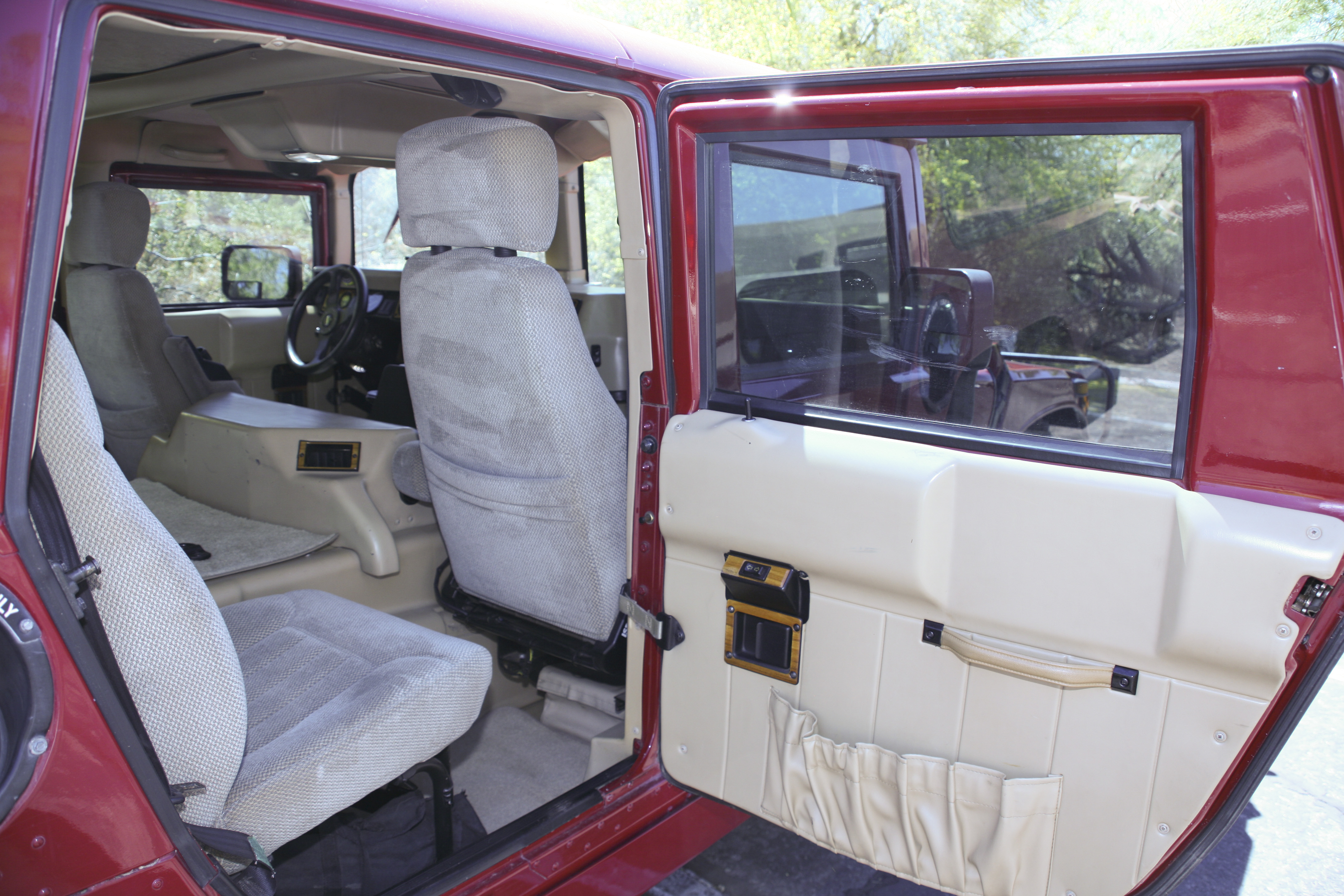 Used 1998 HUMMER H1 4-Door Wagon AWD/4WD image 18