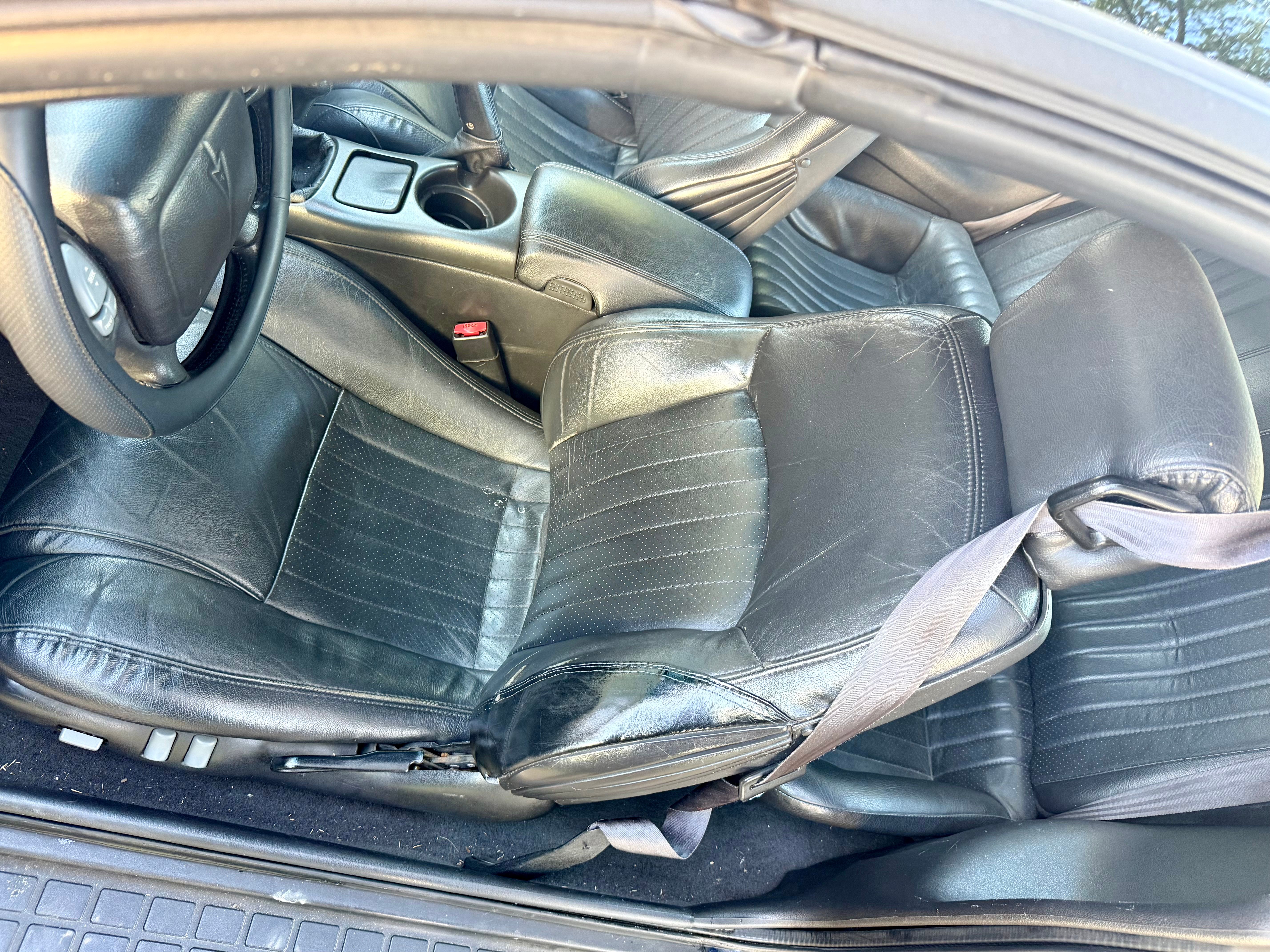 Used 2000 Pontiac Firebird Formula w/ Security Pkg RWD image 32