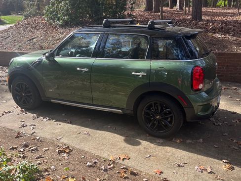 Used 2016 MINI Cooper Countryman S image 2