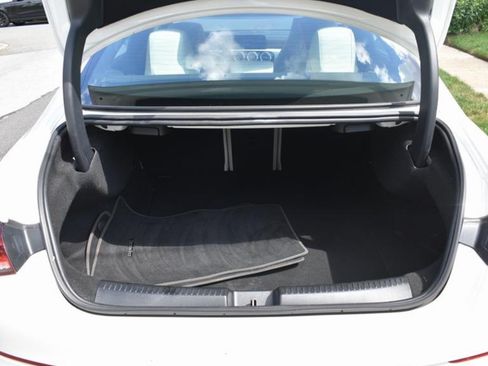 Used 2020 Mercedes-Benz CLA 250 4MATIC w/ Premium Package image 17