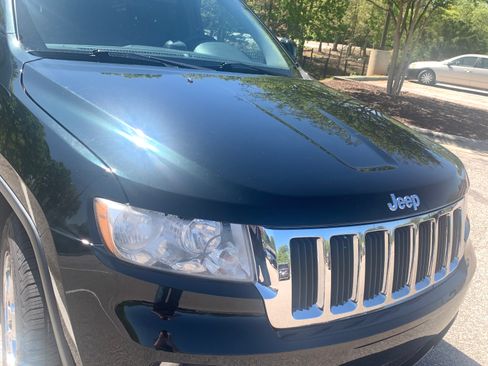 Used 2013 Jeep Grand Cherokee Laredo w/ Laredo E Group image 10