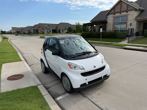 Used 2012 smart fortwo pure RWD image 6