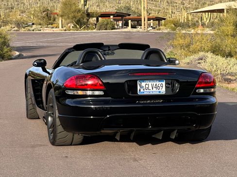 Used 2004 Dodge Viper SRT-10 image 6