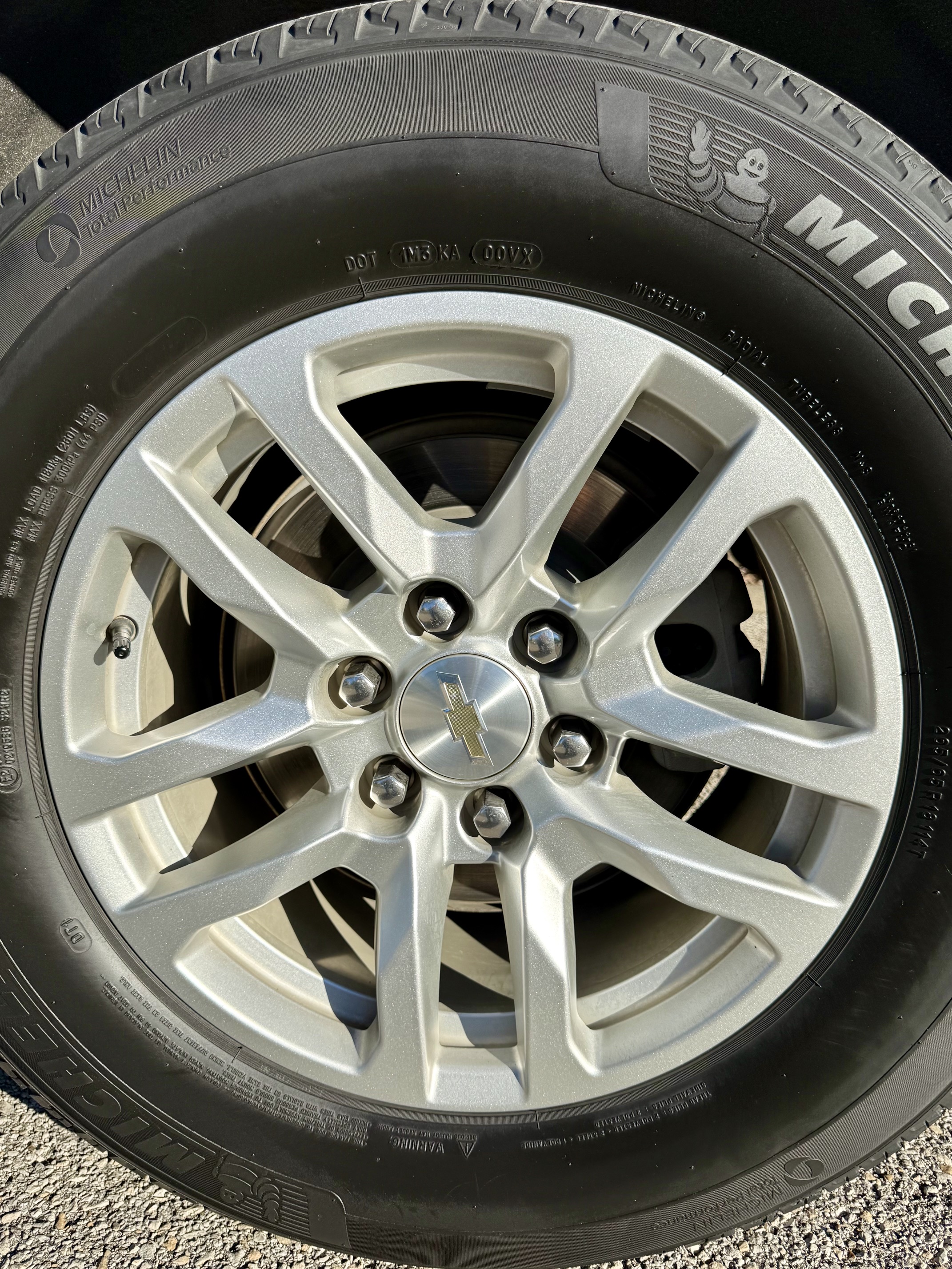 Used 2023 Chevrolet Tahoe LT AWD/4WD image 19