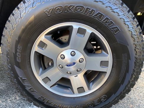 Used 2004 Ford F150 FX4 image 12