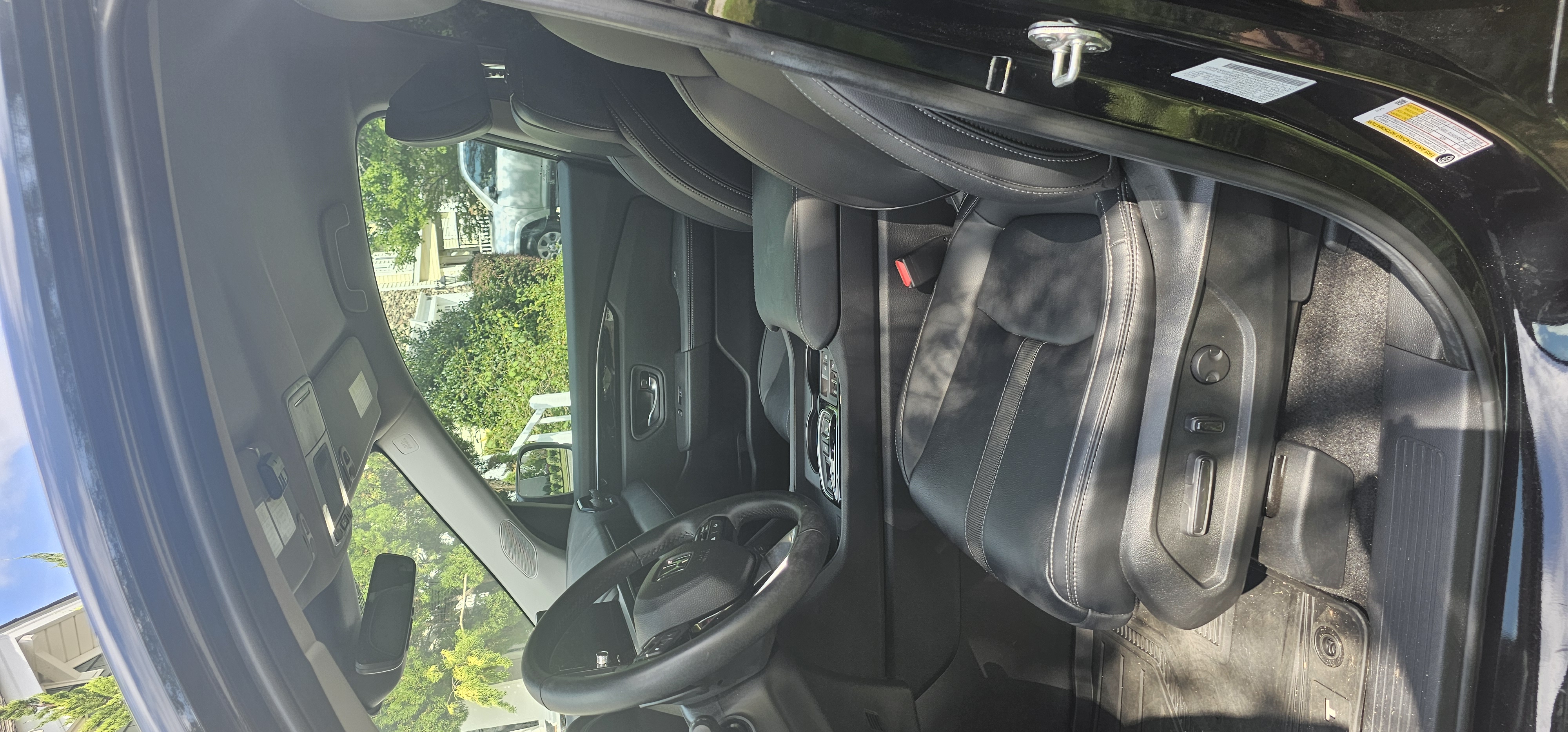 Used 2023 Honda Pilot EX-L image 25