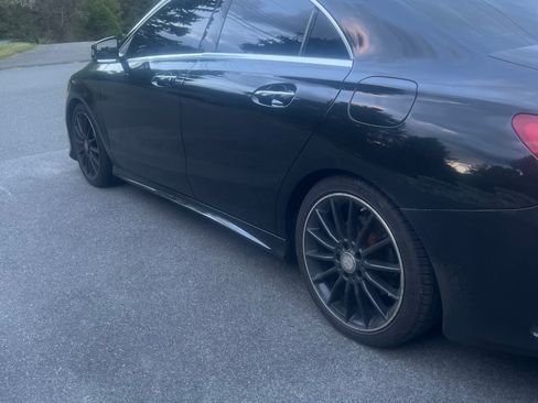 Used 2015 Mercedes-Benz CLA 250 4MATIC image 4