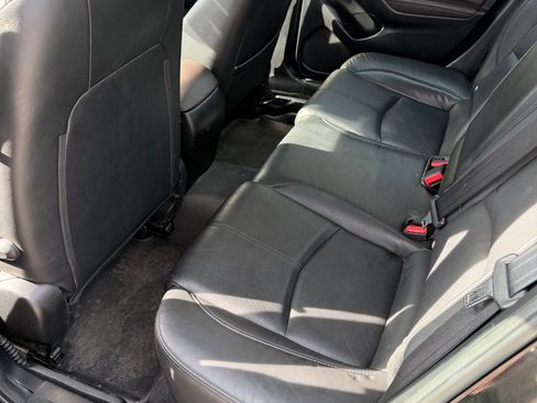 Used 2018 MAZDA MAZDA3 Grand Touring image 9