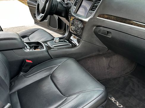 Used 2017 Chrysler 300 C w/ Safetytec Plus Group image 11
