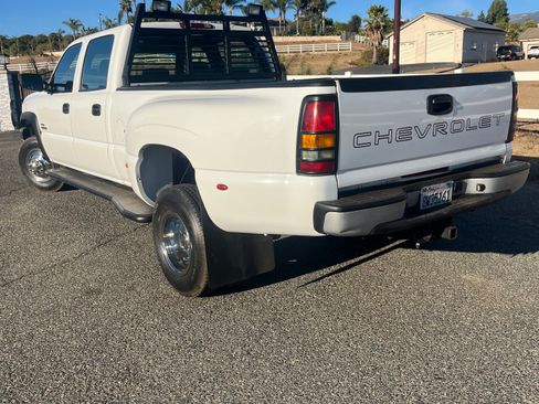 Used 2007 Chevrolet Silverado 3500 2WD Crew Cab w/ Heavy-Duty Power Package image 6