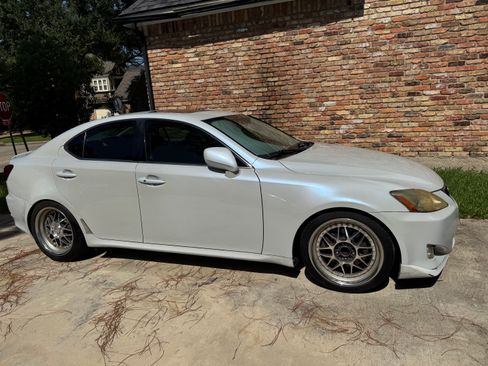 Used 2007 Lexus IS 250 RWD image 1