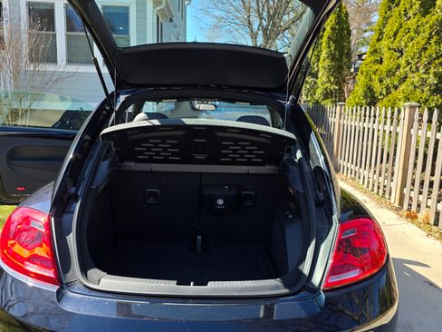 Used 2013 Volkswagen Beetle 2.5 Fender image 2