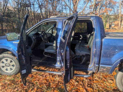 Used 2007 Lincoln Mark LT Pickup 4D 5 1/2 ft image 6