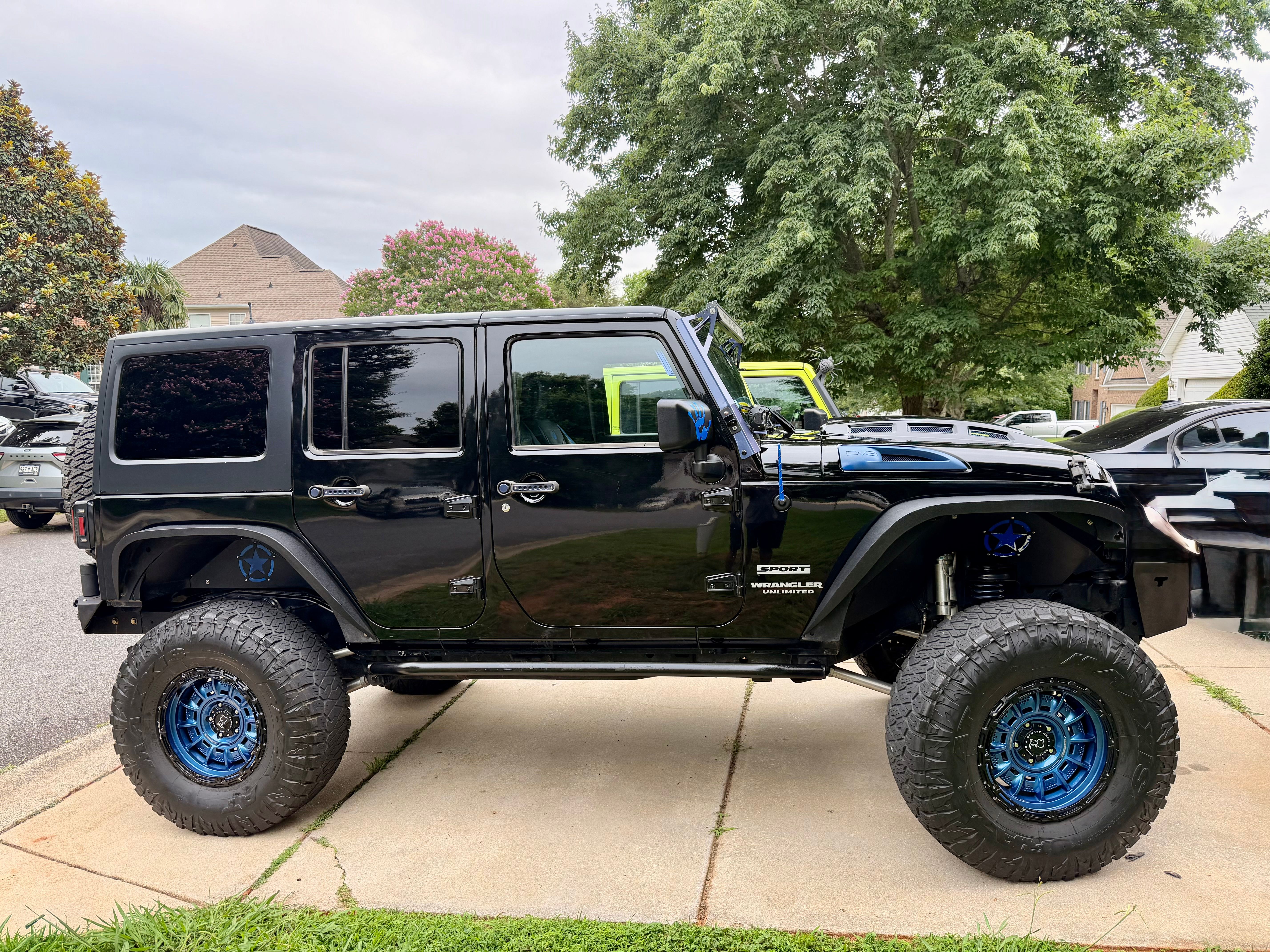 Used 2015 Jeep Wrangler Unlimited Sport w/ Power Convenience Group AWD/4WD image 5