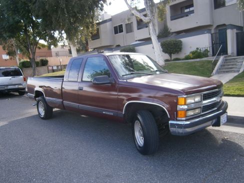Used 1997 Chevrolet Silverado 2500 2WD Extended Cab w/ Preferred Equipment Group 2 image 14