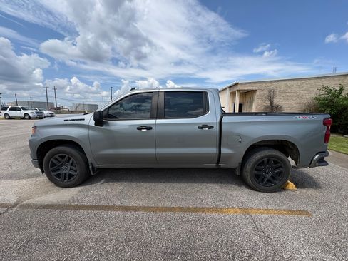 Used 2023 Chevrolet Silverado 1500 Custom AWD/4WD image 4