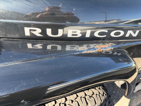 Used 2004 Jeep Wrangler Rubicon w/ Dual Top Group image 17