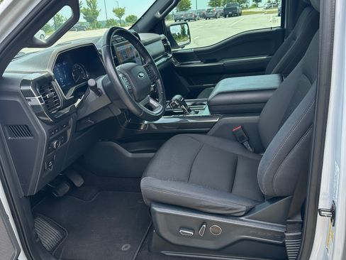 Used 2021 Ford F150 XLT w/ Equipment Group 302A High RWD image 6