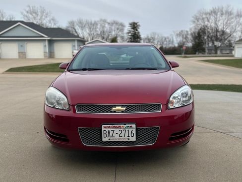 Used 2013 Chevrolet Impala LT w/ LT Sunroof Package image 4