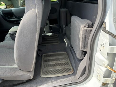 Used 2001 Ford Ranger 4x4 SuperCab image 11