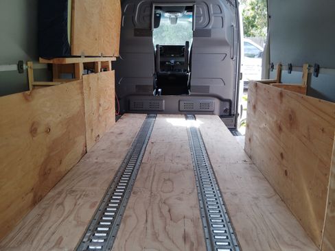 Used 2024 Mercedes-Benz Sprinter 2500 image 22