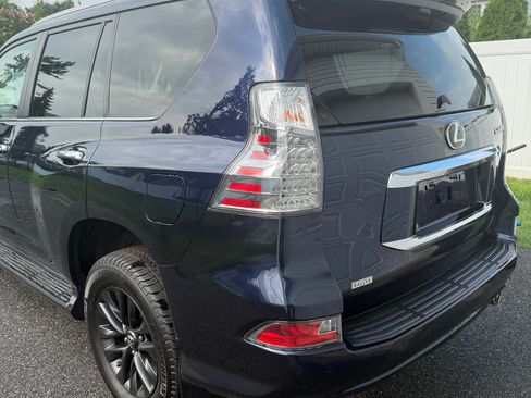 Used 2022 Lexus GX 460 Premium w/ Premium Package AWD/4WD image 8