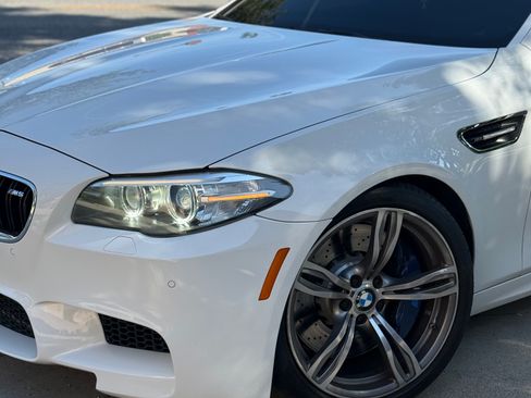 Used 2014 BMW M5 image 4