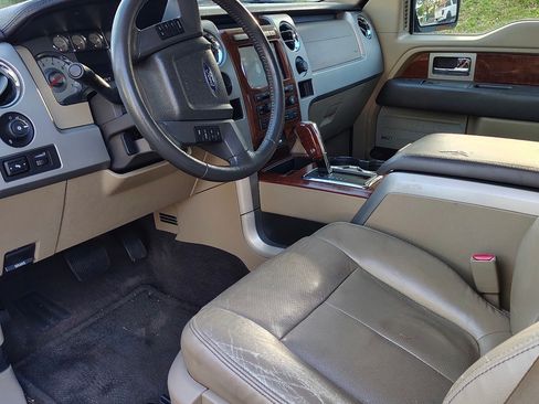 Used 2010 Ford F150 Lariat RWD image 4