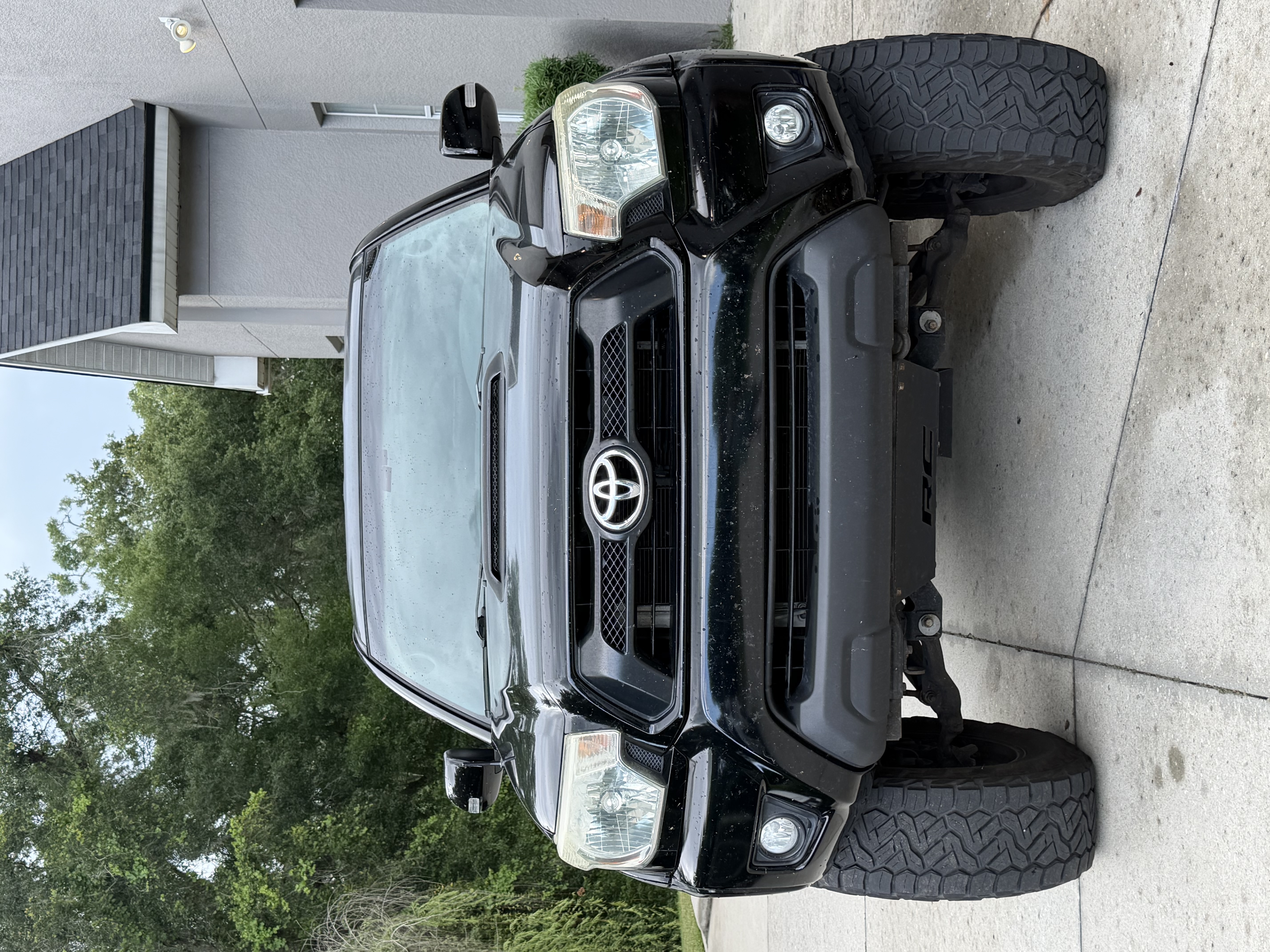 Used 2015 Toyota Tacoma PreRunner w/ TRD Sport Package RWD image 1