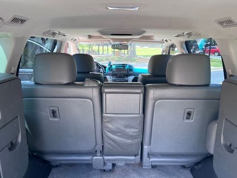 Used 2008 Toyota Land Cruiser AWD/4WD image 13