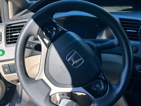 Used 2012 Honda Civic LX image 11