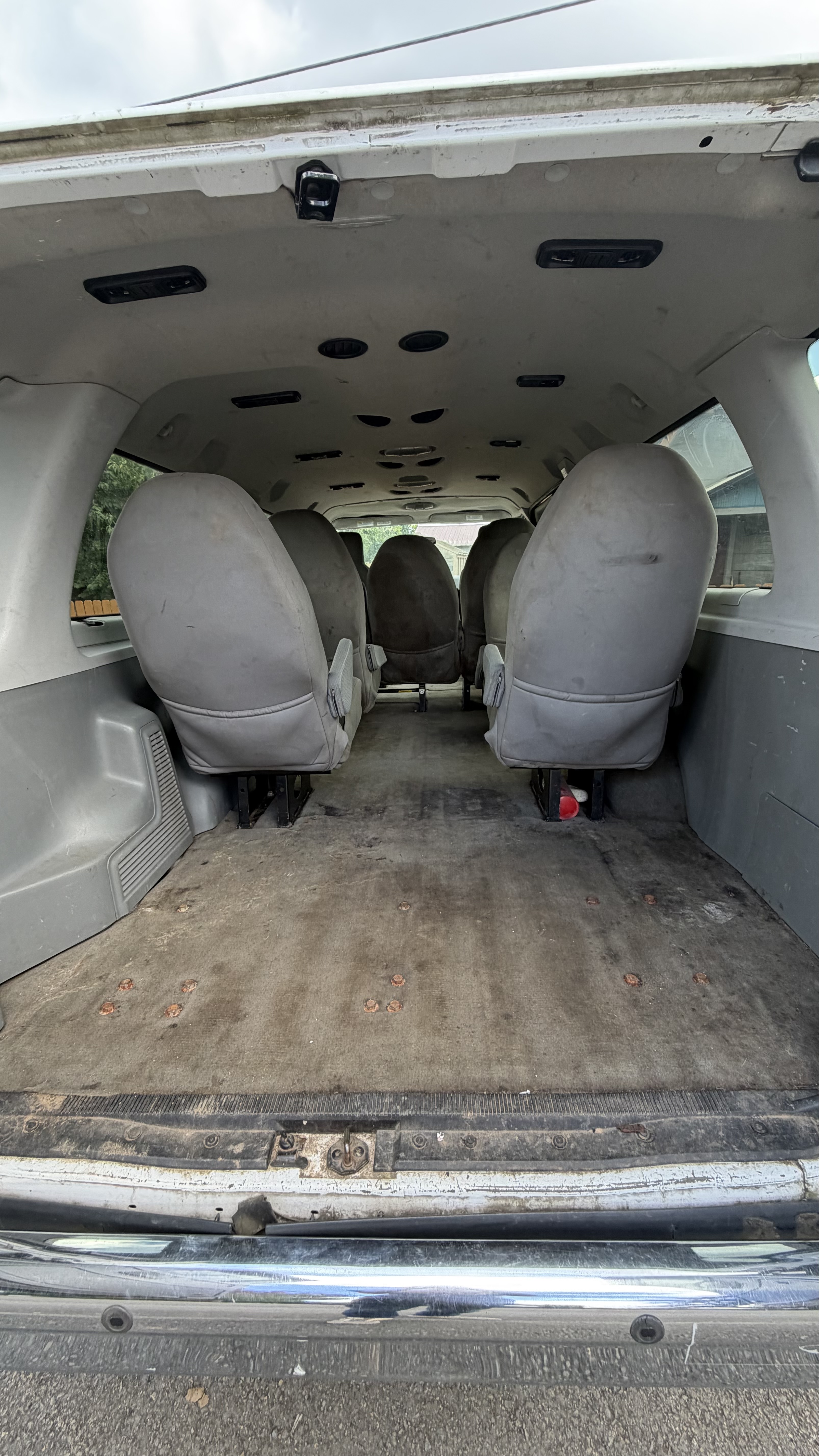 Used 2013 Ford E-350 and Econoline 350 XLT RWD image 14