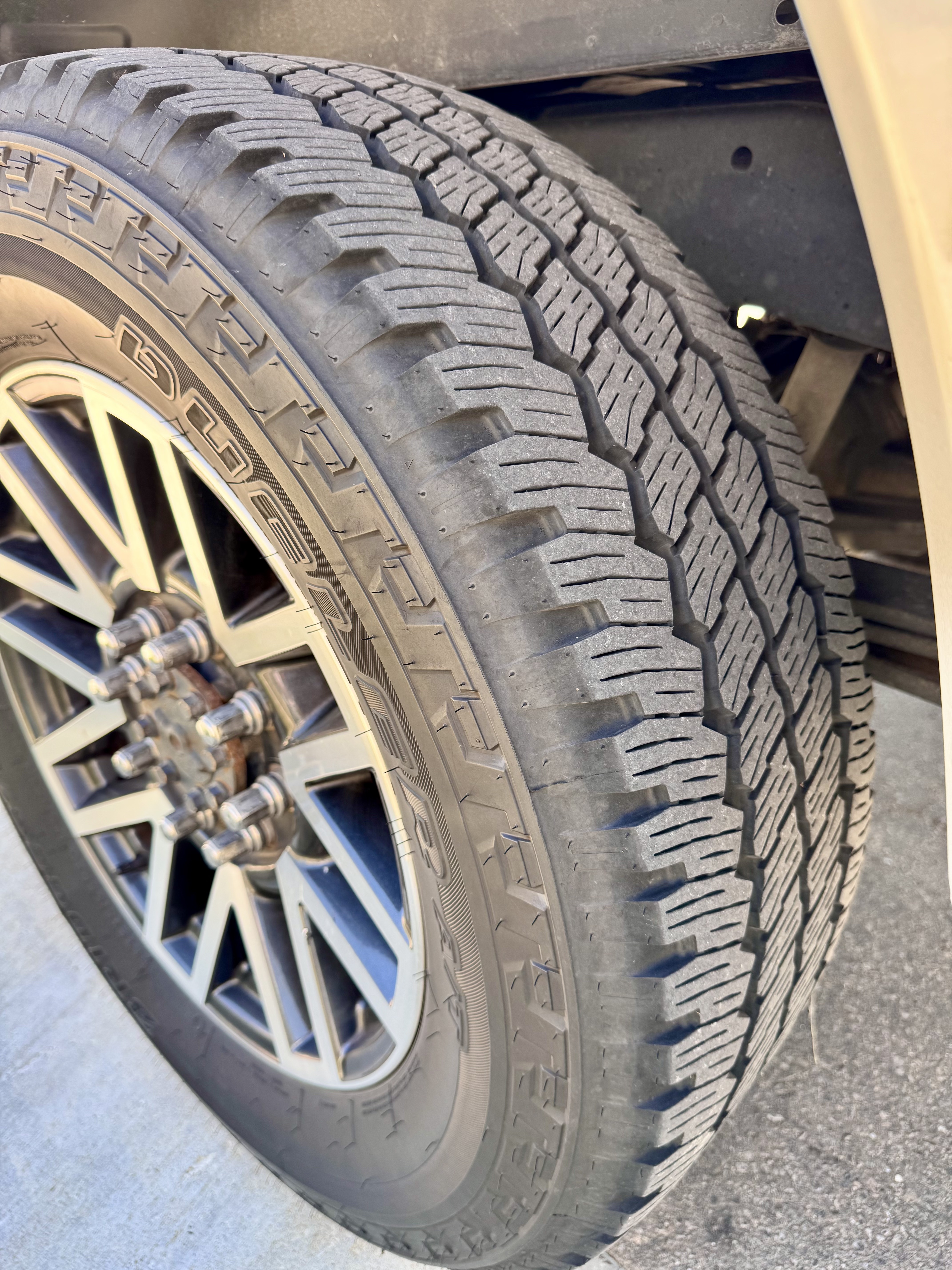Used 2018 Ford F250 Lariat w/ Lariat Ultimate Package AWD/4WD image 8