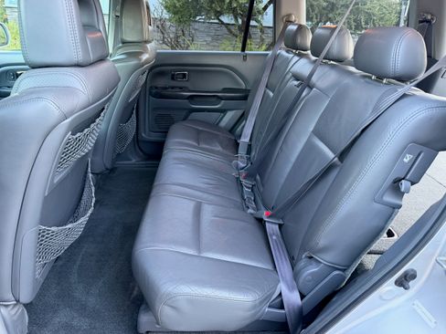 Used 2005 Honda Pilot EX-L image 18