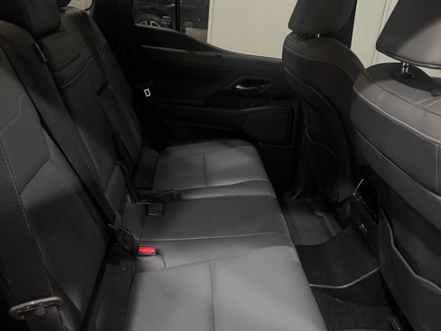 Used 2025 Lexus GX 550 w/ Accessory Package (2T) AWD/4WD image 9