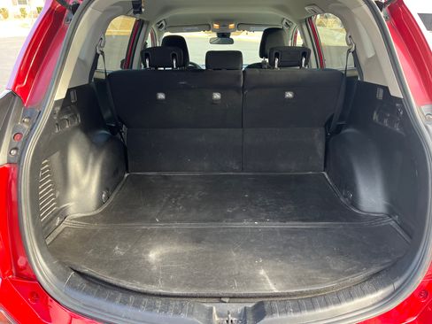 Used 2017 Toyota RAV4 LE image 12