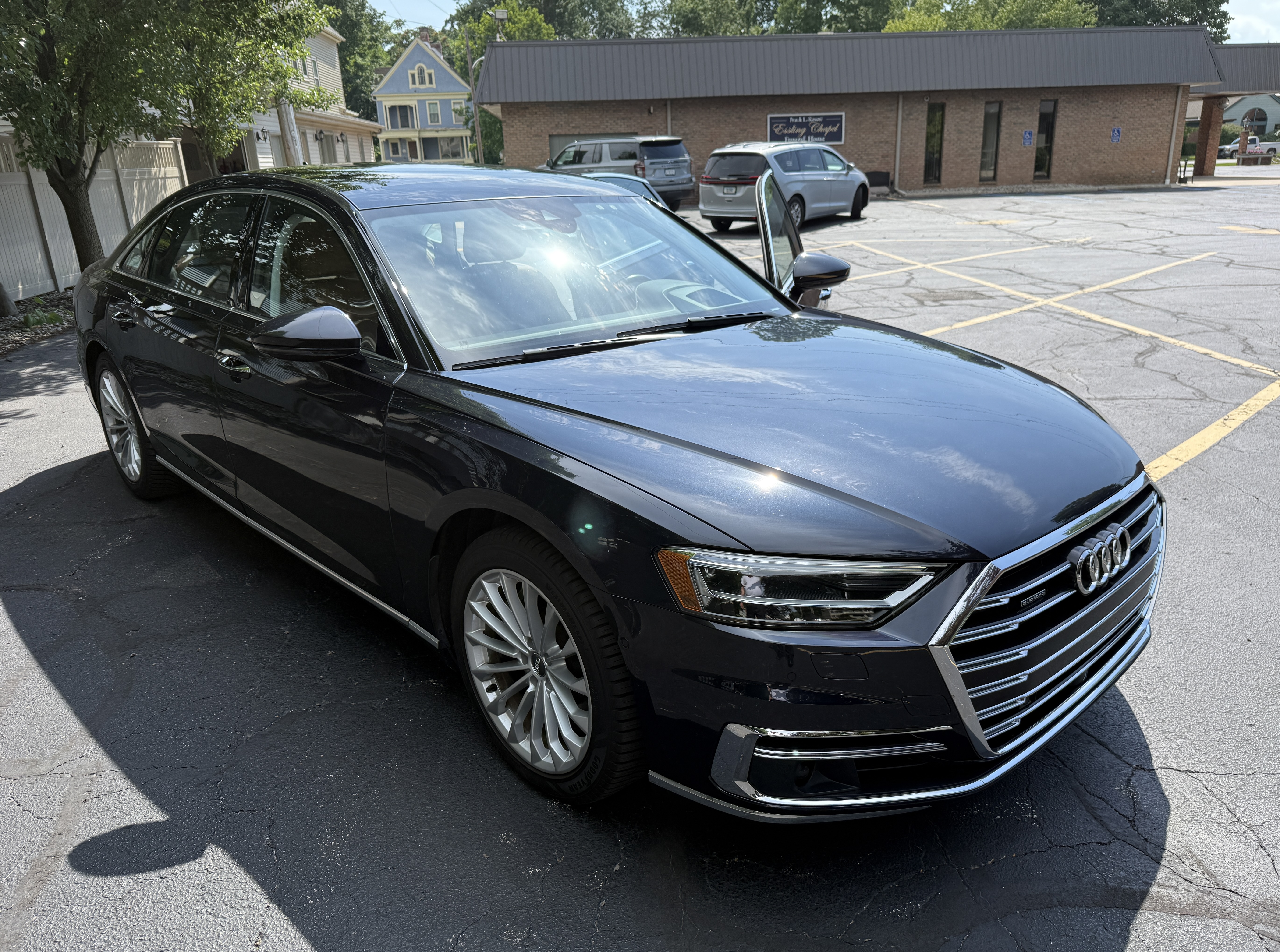 Used 2020 Audi A8 L 4.0T w/ Executive Package AWD/4WD image 11