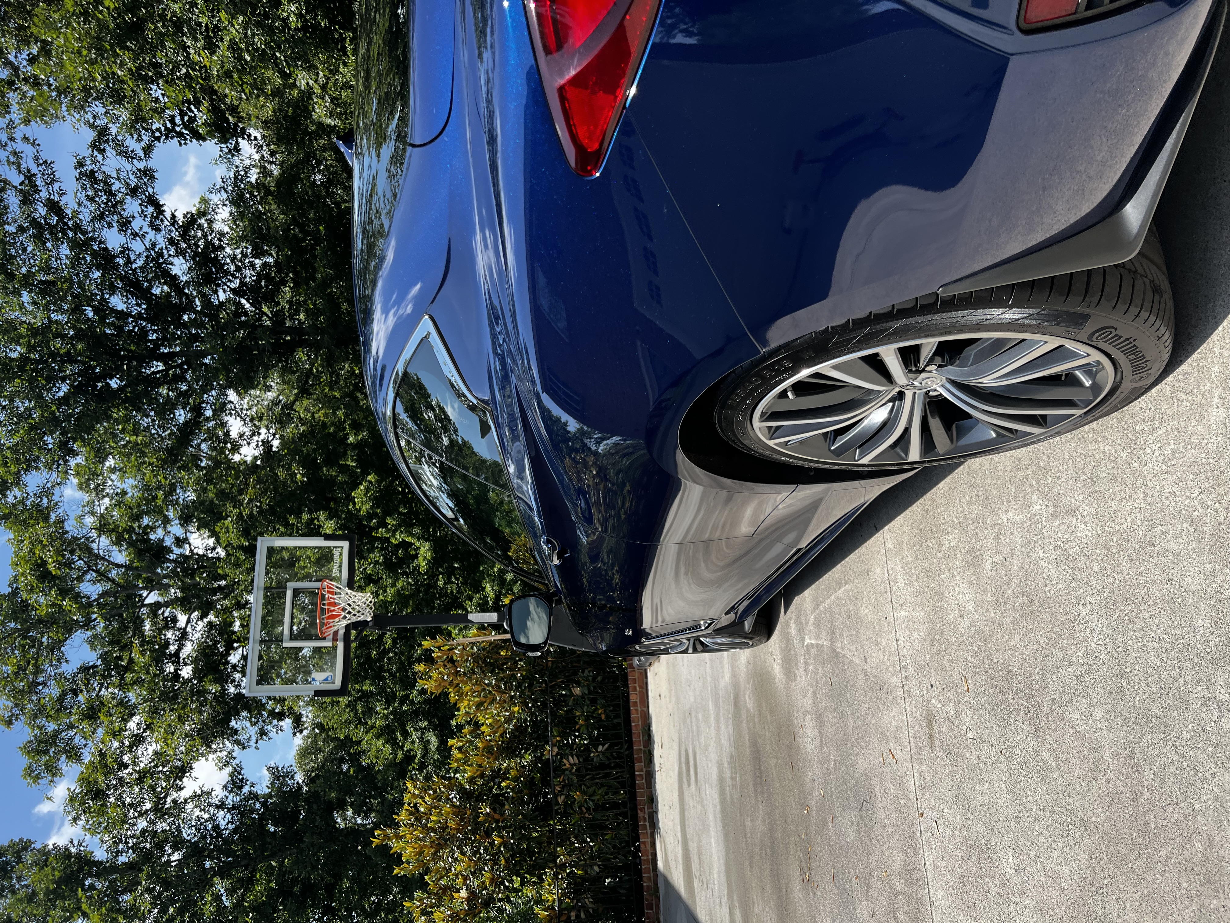 Used 2018 INFINITI Q60 3.0t Luxe w/ Sensory Package 3.0T Luxe AWD/4WD image 4