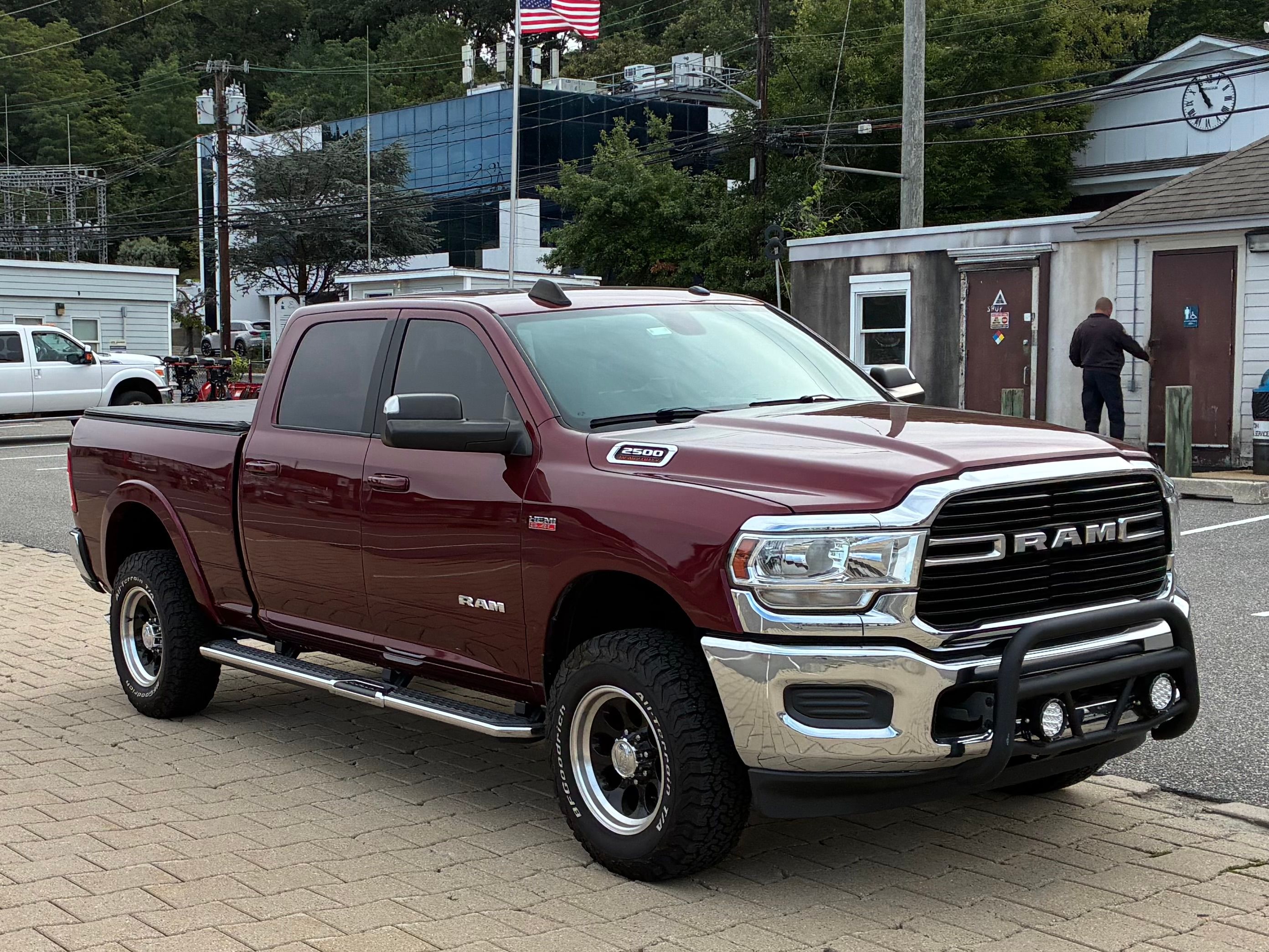 Used 2021 RAM 2500 Big Horn AWD/4WD image 1