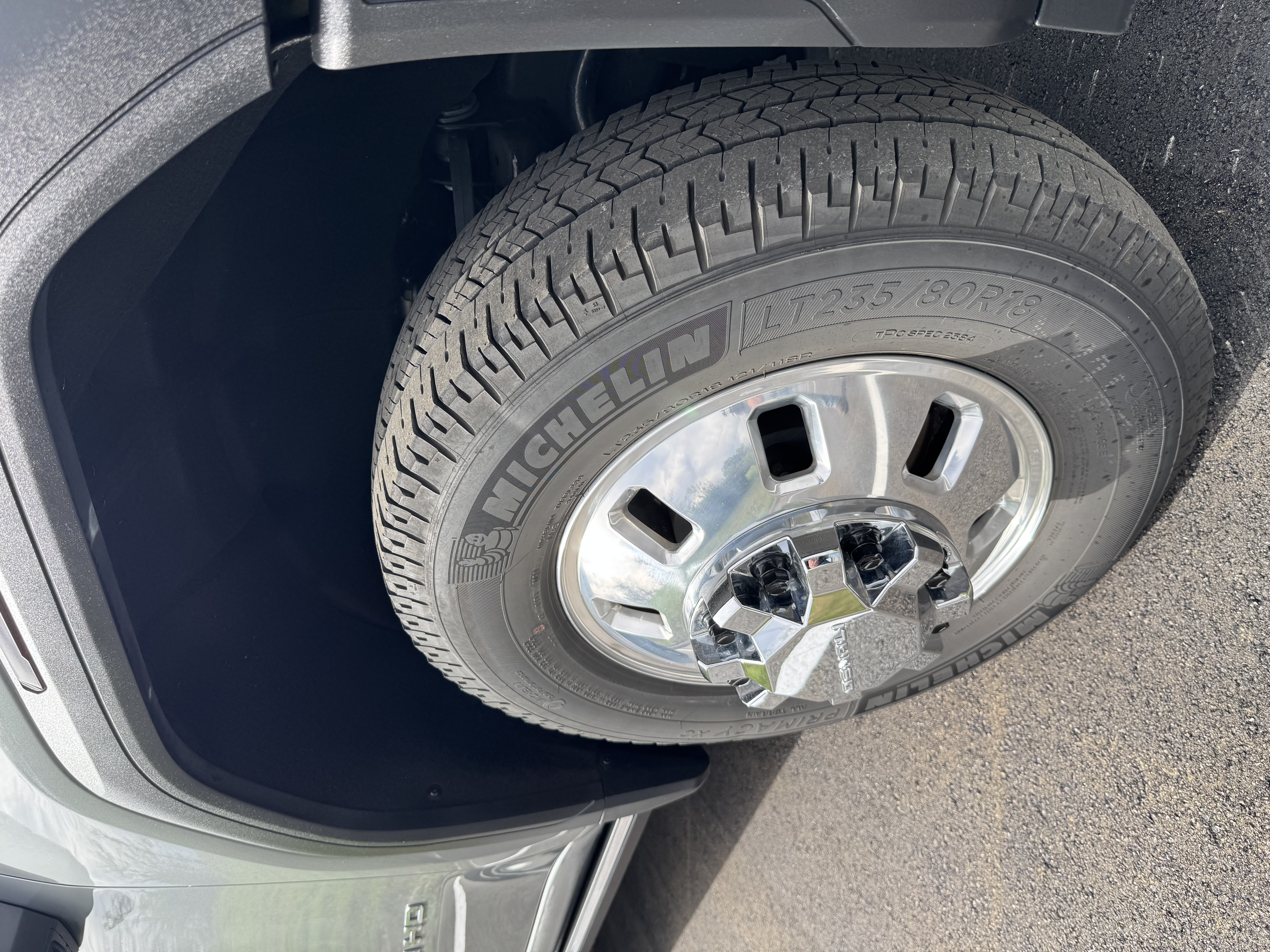 Used 2025 GMC Sierra 3500 Denali Ultimate AWD/4WD image 11