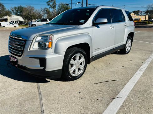 Used 2017 GMC Terrain SLE image 14