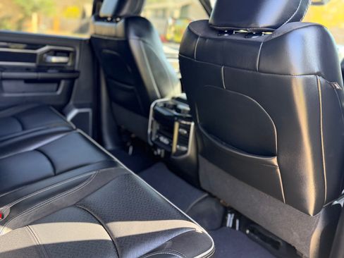 Used 2022 RAM 2500 Laramie image 10