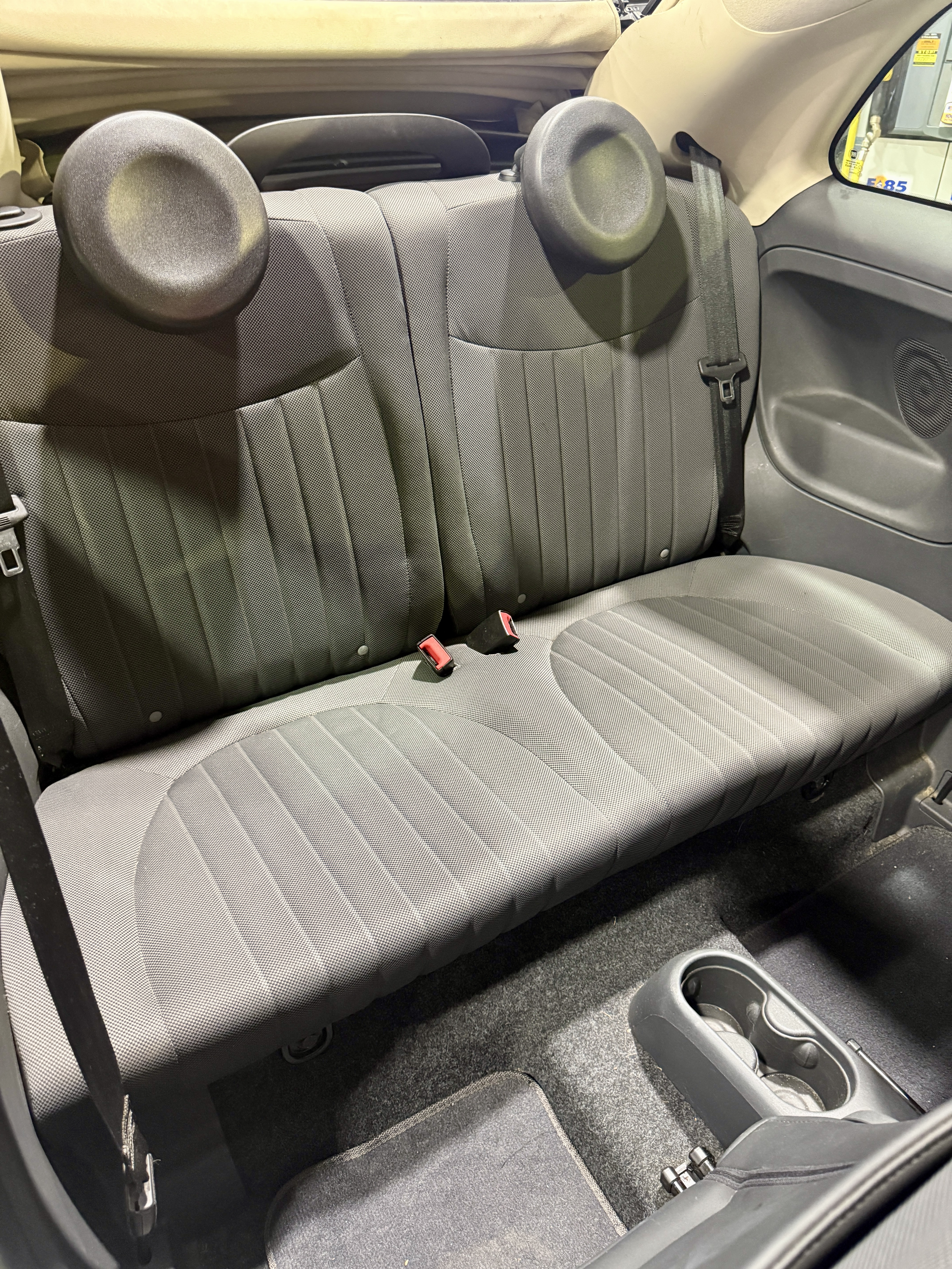 Used 2012 FIAT 500 Lounge w/ Convenience Group FWD image 11