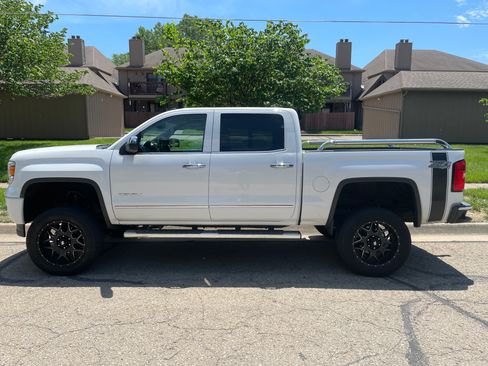 Used 2014 GMC Sierra 1500 Denali image 15